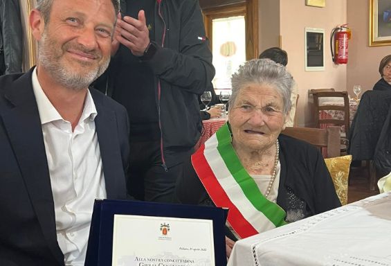 La signora Giulia Cenciarelli compie 100 anni