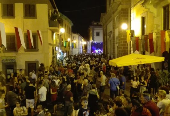 ESTATE PALIANESE: BOOM DI TURISTI