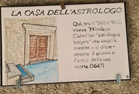 Installate le targhe in ceramica nelle vie del paese