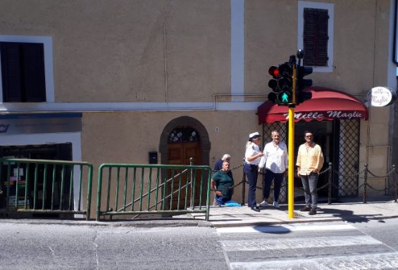 Porta Romana: attivato il nuovo semaforo pedonale