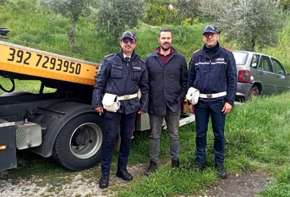 Auto da rottamare o abbandonate