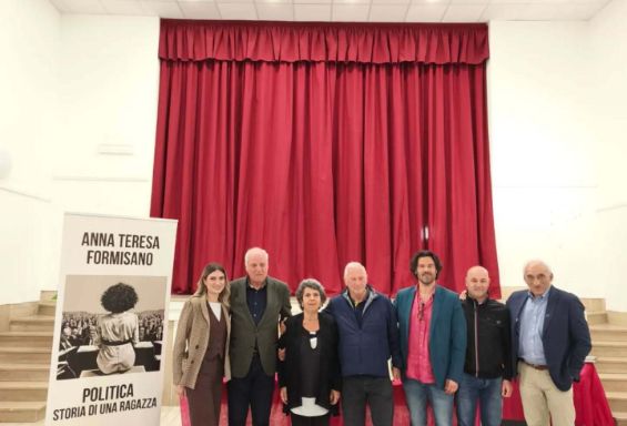 Anna Teresa Formisano presenta il suo libro