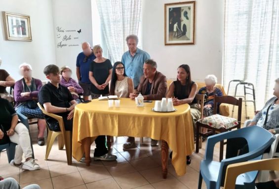 Casa di riposo "Il Glicine"